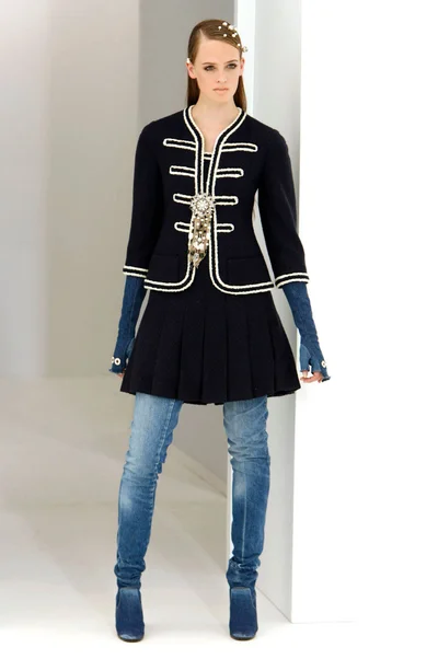 Look 4